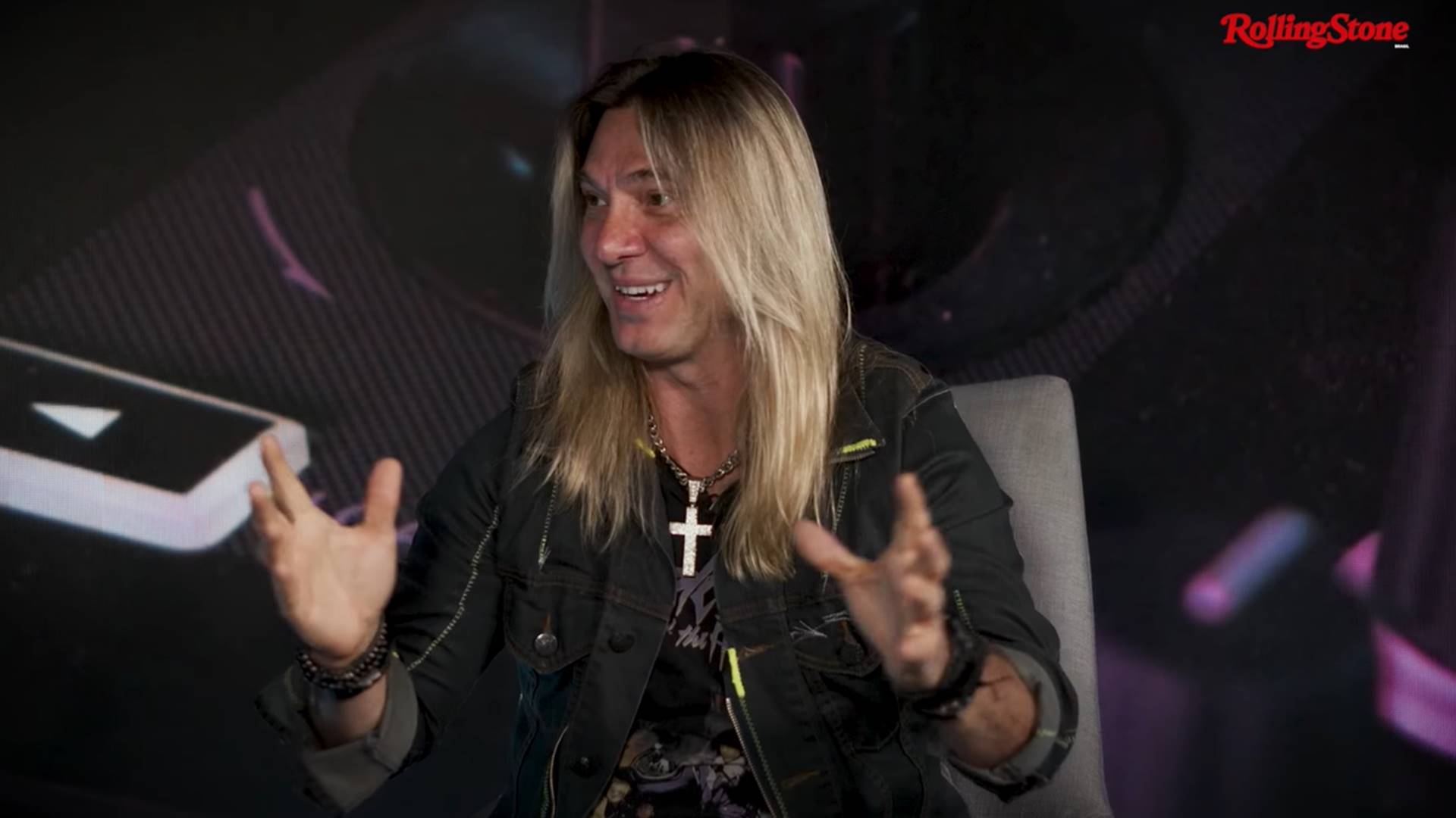 Edu Falaschi nos estúdios da Rolling Stone Brasil