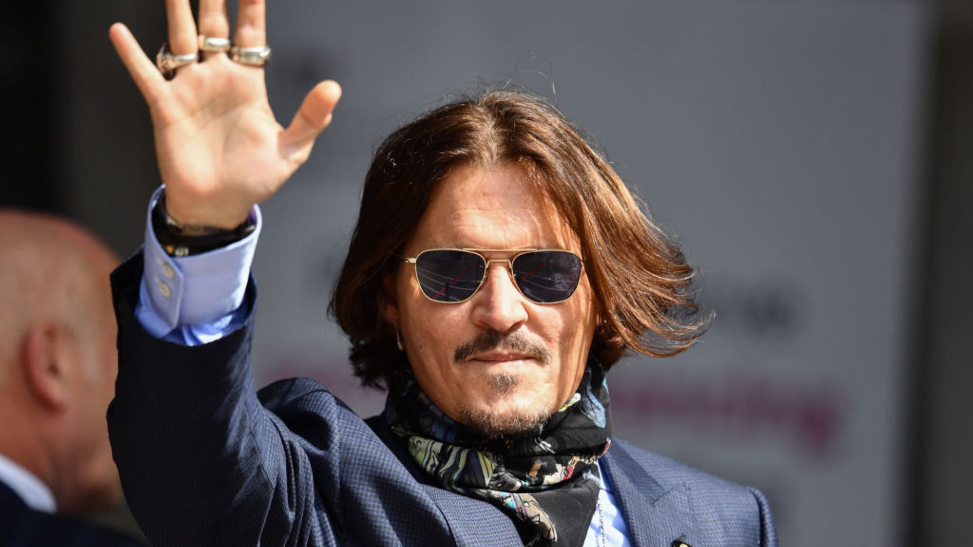 Johnny Depp diz que foi 'bode expiatório do #MeToo' em julgamento contra Amber Heard