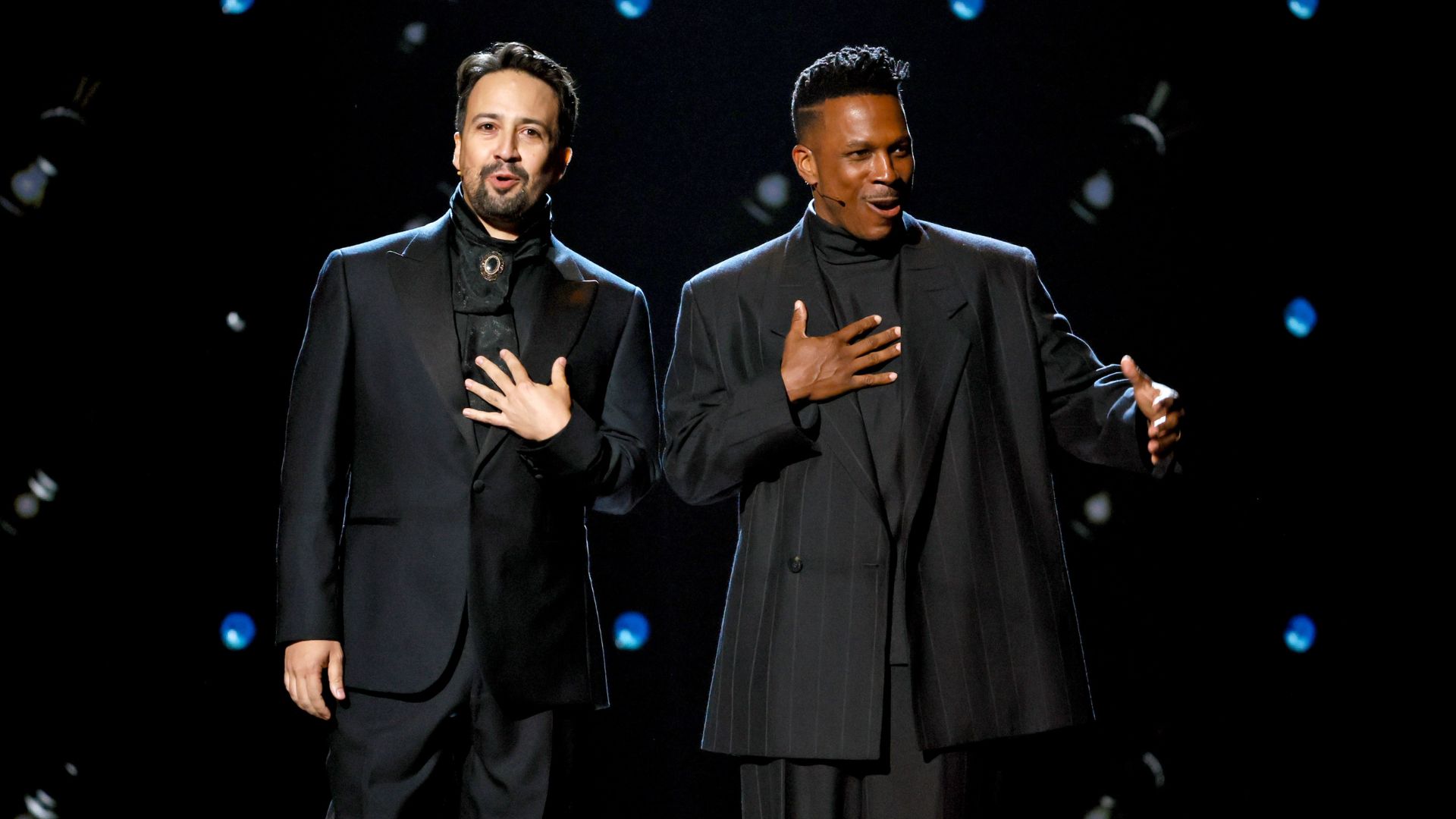 Lin-Manuel Miranda se reúne com elenco original de Hamilton para apresentação especial no Tony Awards