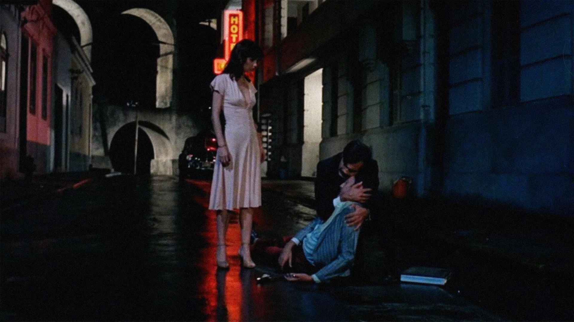 Baseado na peça clássica de Nelson Rodrigues, O Beijo no Asfalto é um clássico do nosso cinema e um tapa na cara do moralismo hipócrita (Foto: Divulgação)