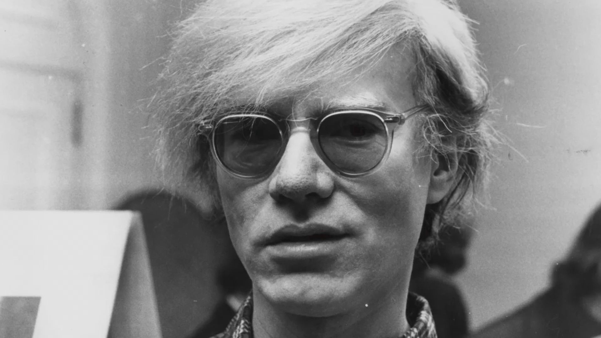 'Sem a família, o mundo nunca o conheceria', afirma diretor de documentário sobre Andy Warhol