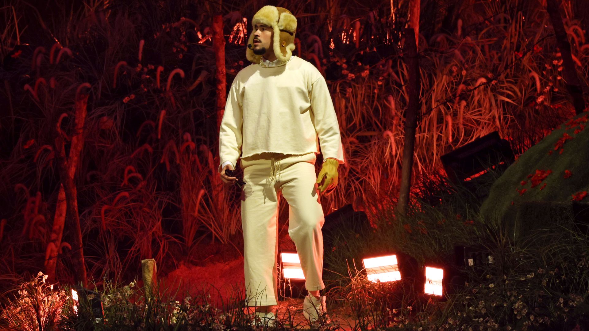 Bad Bunny: "No Me Quiero Ir De Aqui" Residencia En El Choli