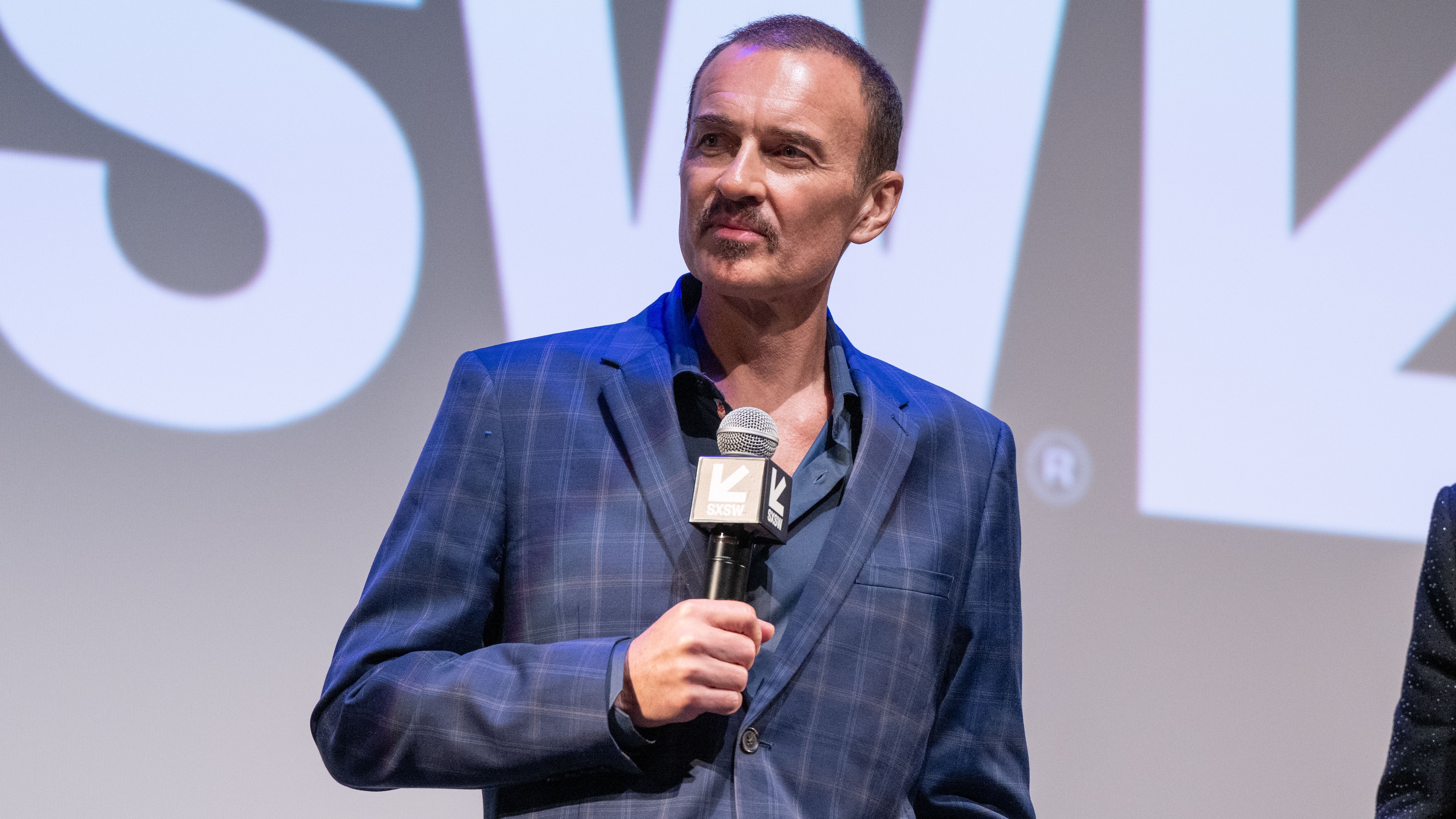 Julian McMahon (Foto: Marcus Ingram/Getty Images for The Surfer)