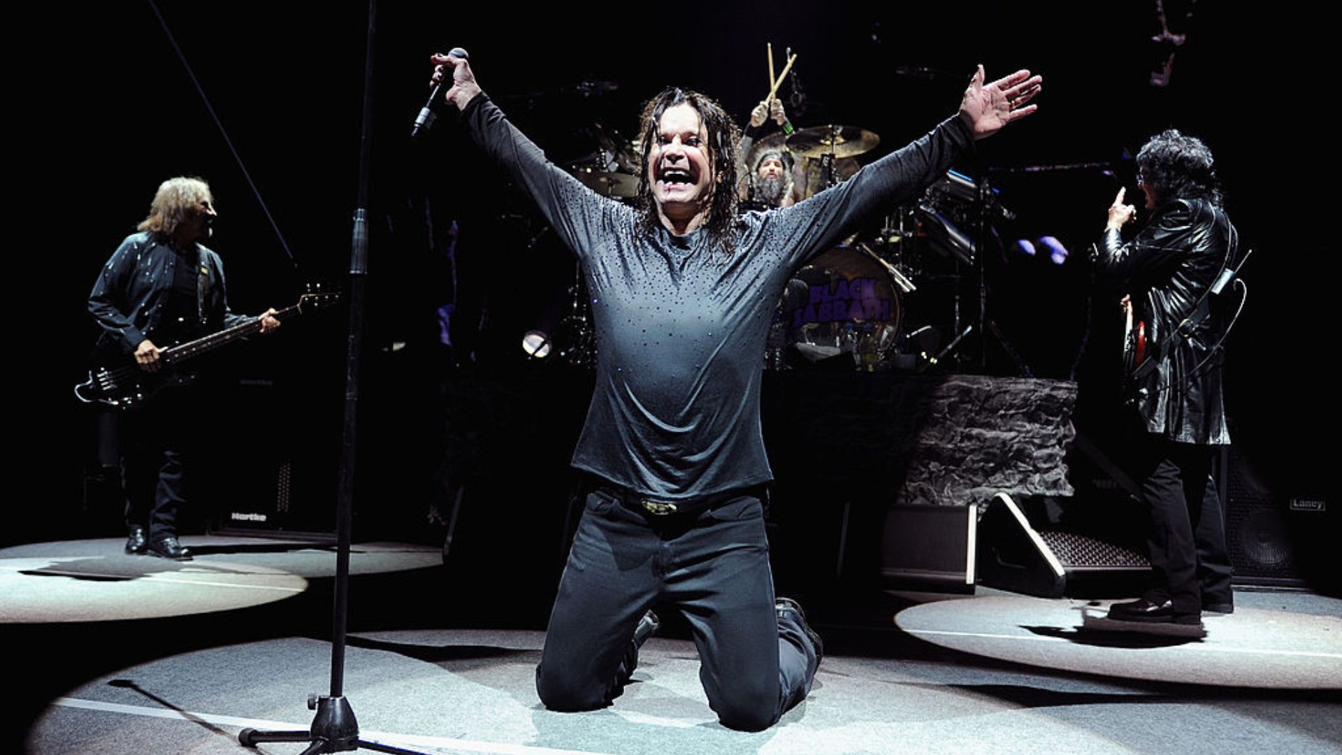 Relembre a carreira de Ozzy Osbourne, lenda do heavy metal, em fotos