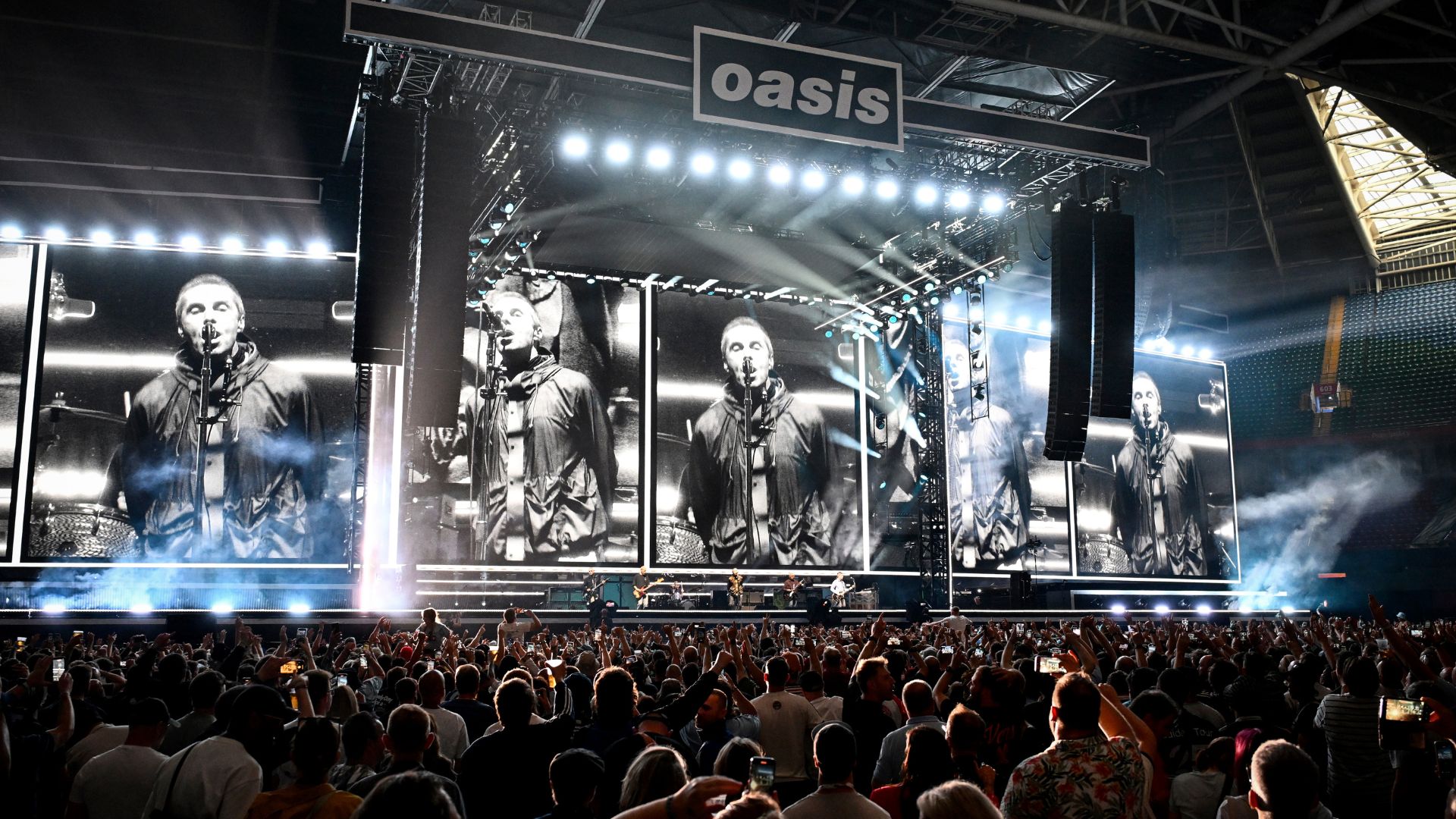 Oasis Live '25 Tour - Noite de abertura em Cardiff