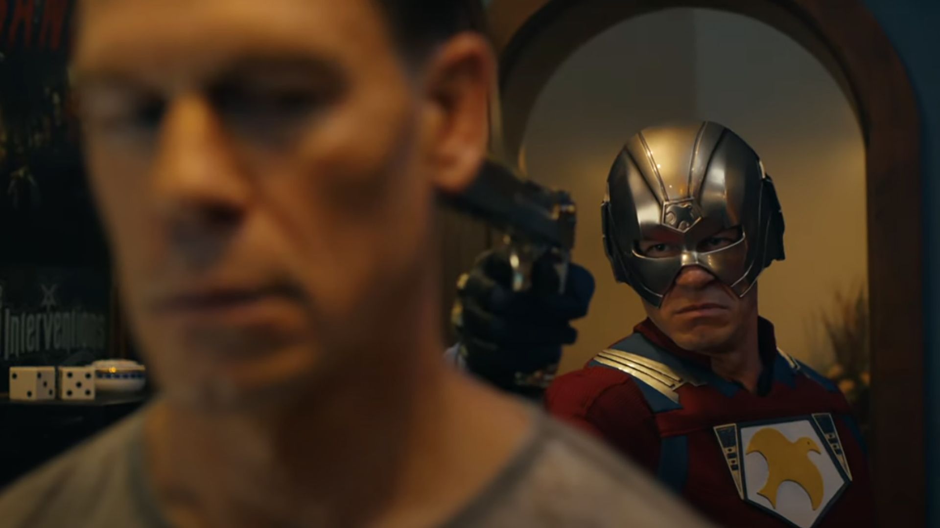 Pacificador busca a paz em outra realidade no novo trailer da 2ª temporada da série