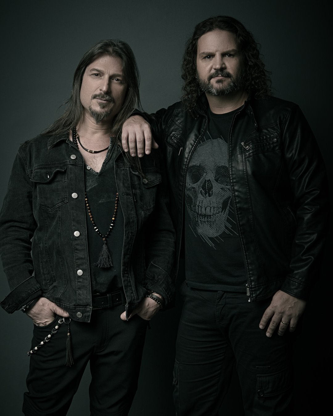 Rafael Bittencourt e Felipe Andreoli, do Angra