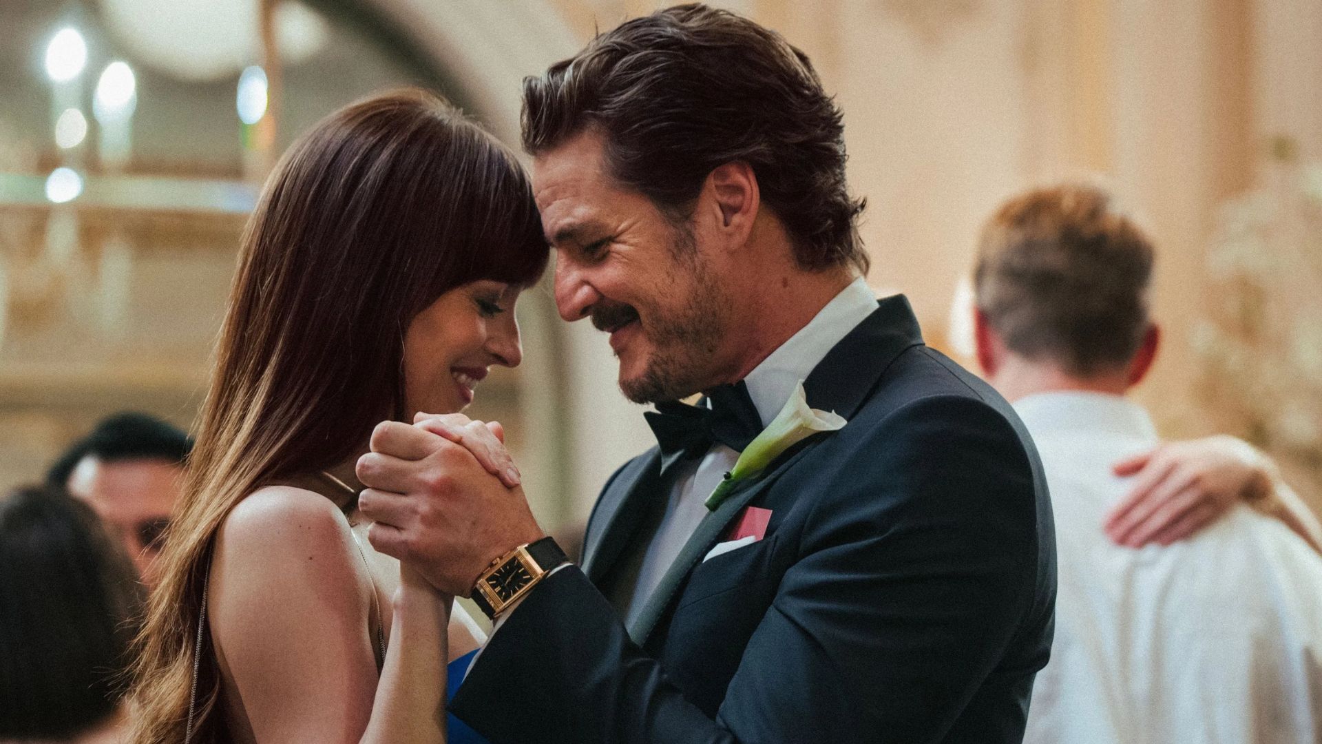 Relacionamento é negócio e amor entra no orçamento em 'Amores Materialistas'