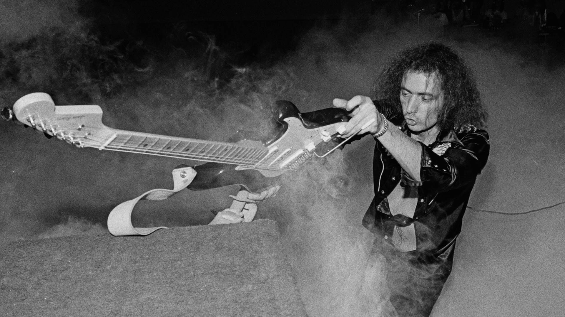 Ritchie Blackmore durante show em 1974