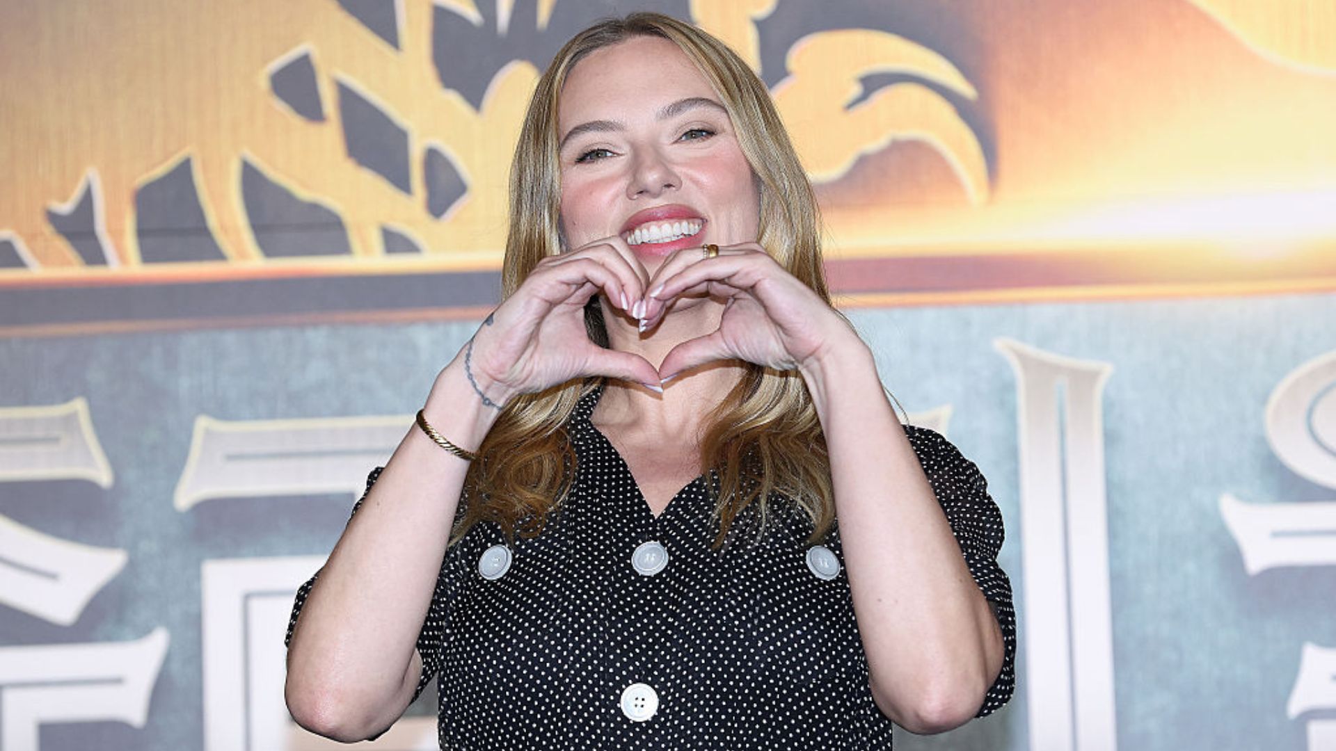 Scarlett Johansson se torna a atriz de maior bilheteria na história do cinema