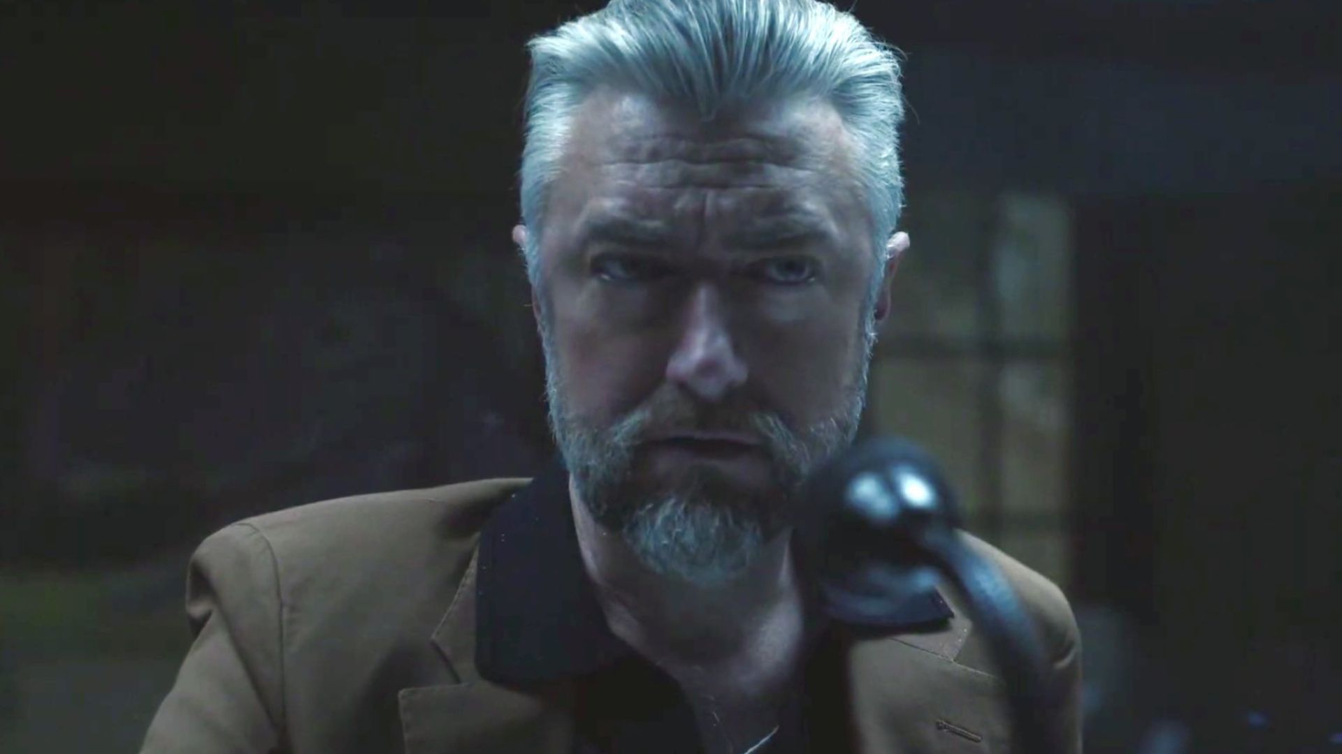 Sean Gunn interpreta Maxwell Lord em Superman; personagem deve ter participação maior no Universo Cinematográfico da DC (Foto: Reprodução/HBO Max)