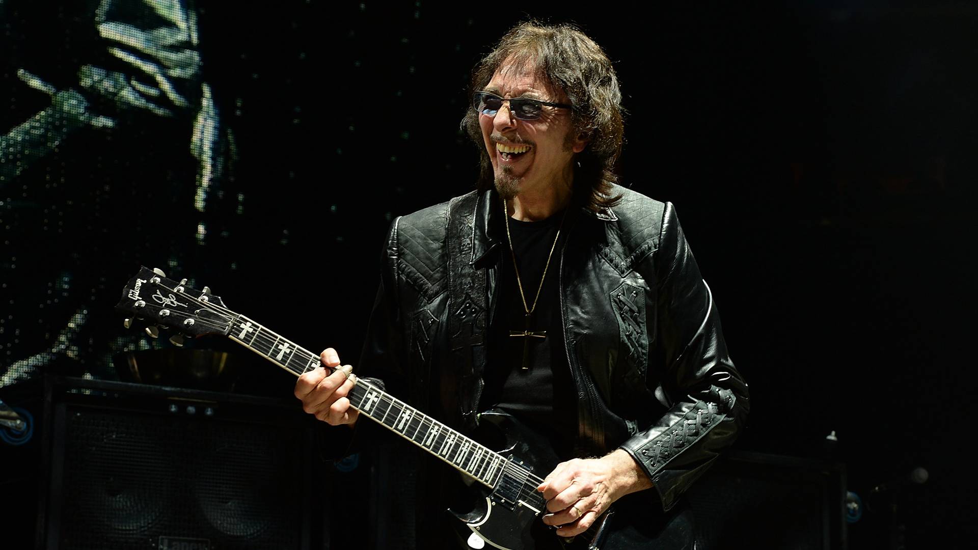 Tony Iommi, guitarrista do Black Sabbath, em 2017 - Foto: Kevin Mazur / WireImage