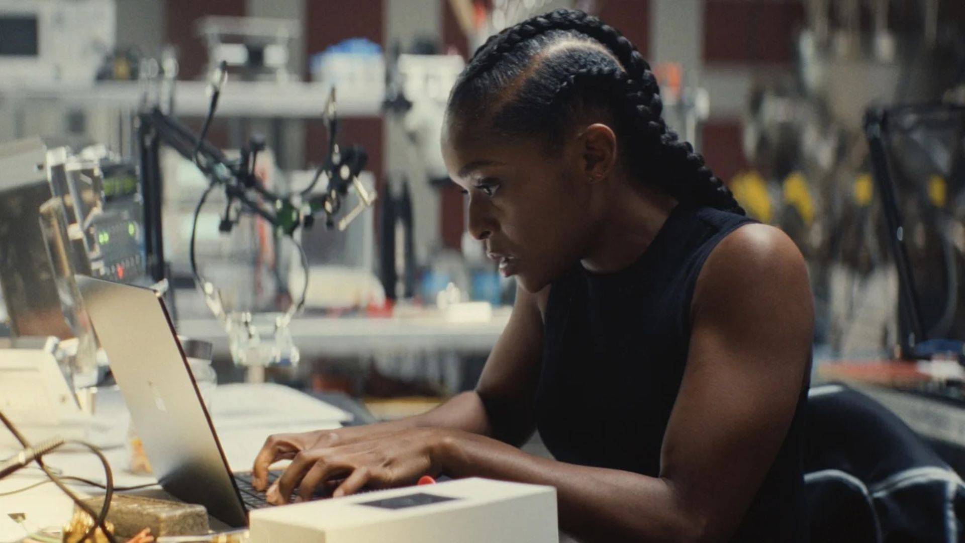 Último episódio de Coração de Ferro, nova série da Marvel, tem cena pós-créditos; saiba o que acontece