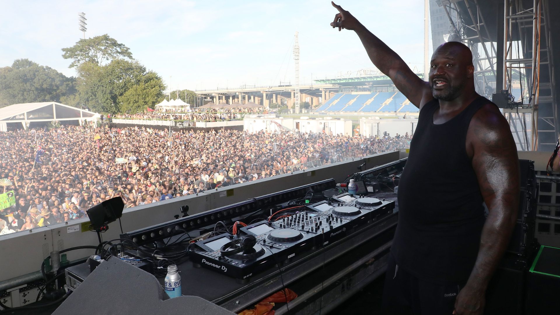 DJ Diesel, ou também conhecido como Shaquille O'Neal