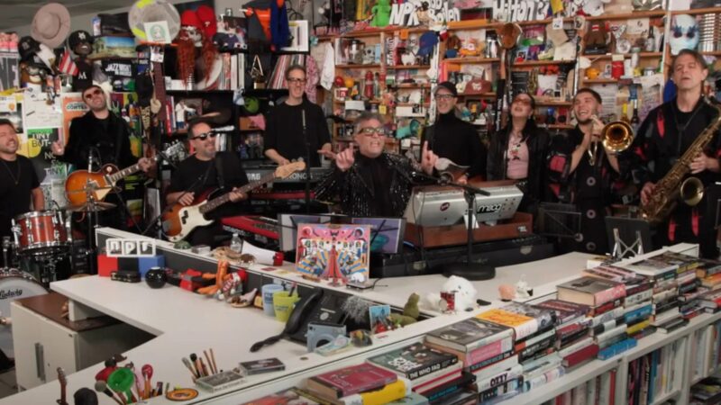 Fito Páez no Tiny Desk (Foto: Reprodução Youtube/NPR Music)