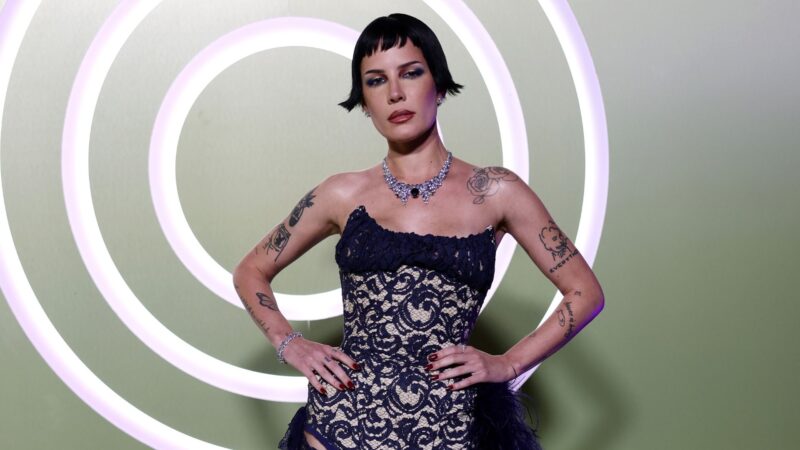 Halsey no amfAR Gala Venezia 2025 (Foto: Andreas Rentz/Getty Images for amfAR)