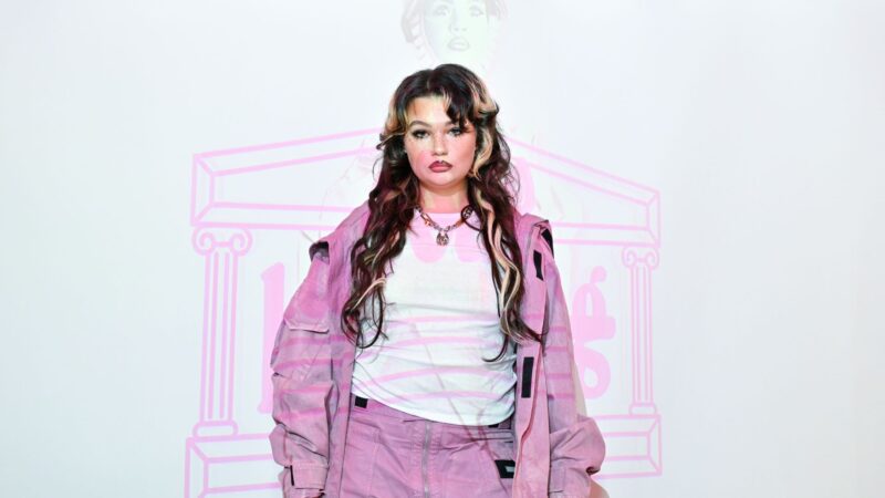 Lola Young (Foto: Nicky J Sims/Getty Images)