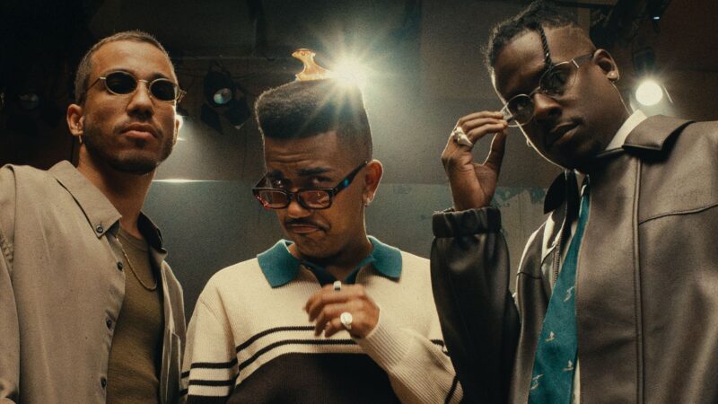 imagem dos cantores que compoem o grupo Os Garotin