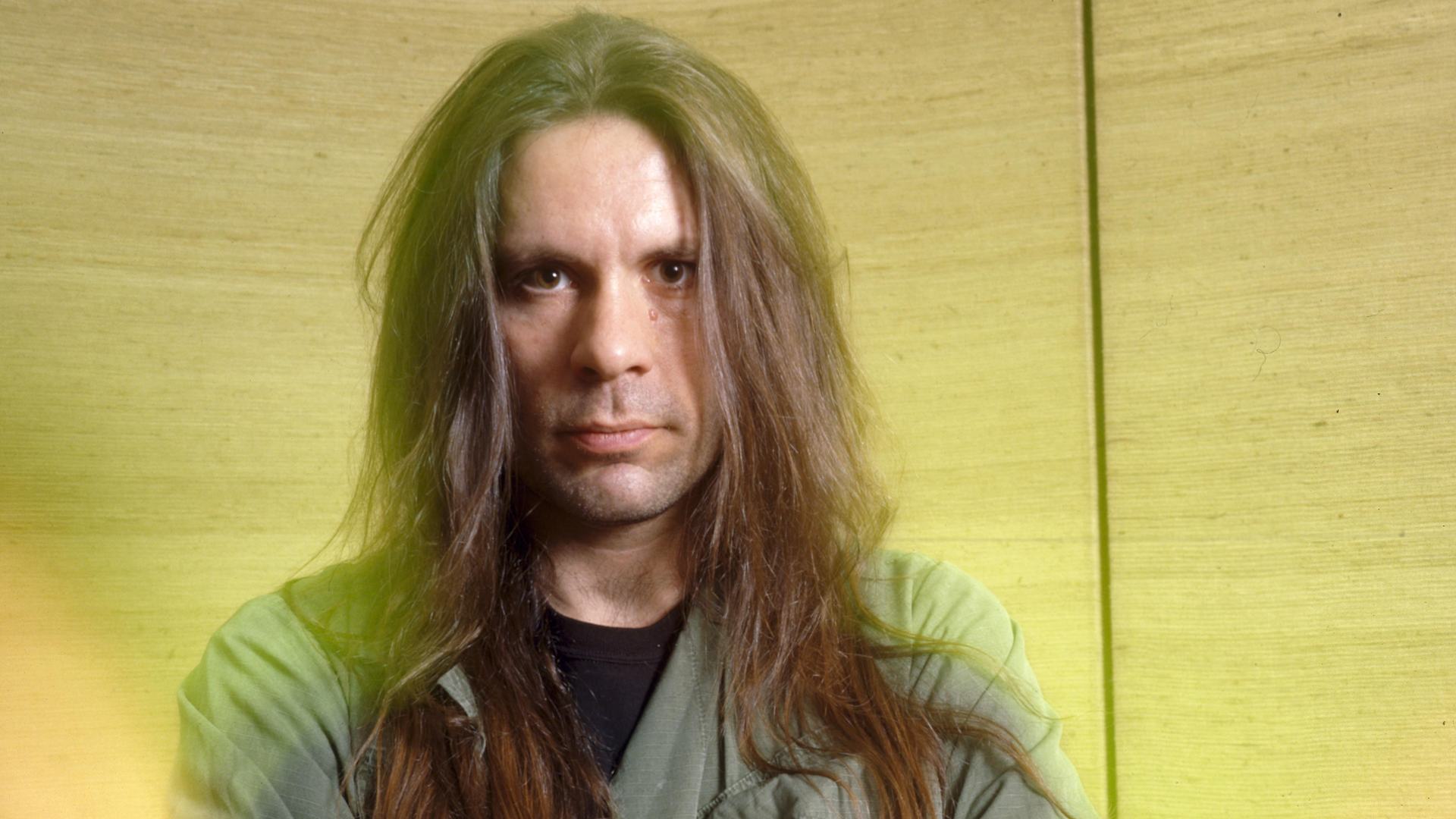 Bruce Dickinson à época fora do Iron Maiden, em 1994