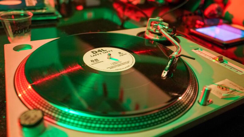 Disco de vinil (Foto: Julia Beverly/Getty Images)