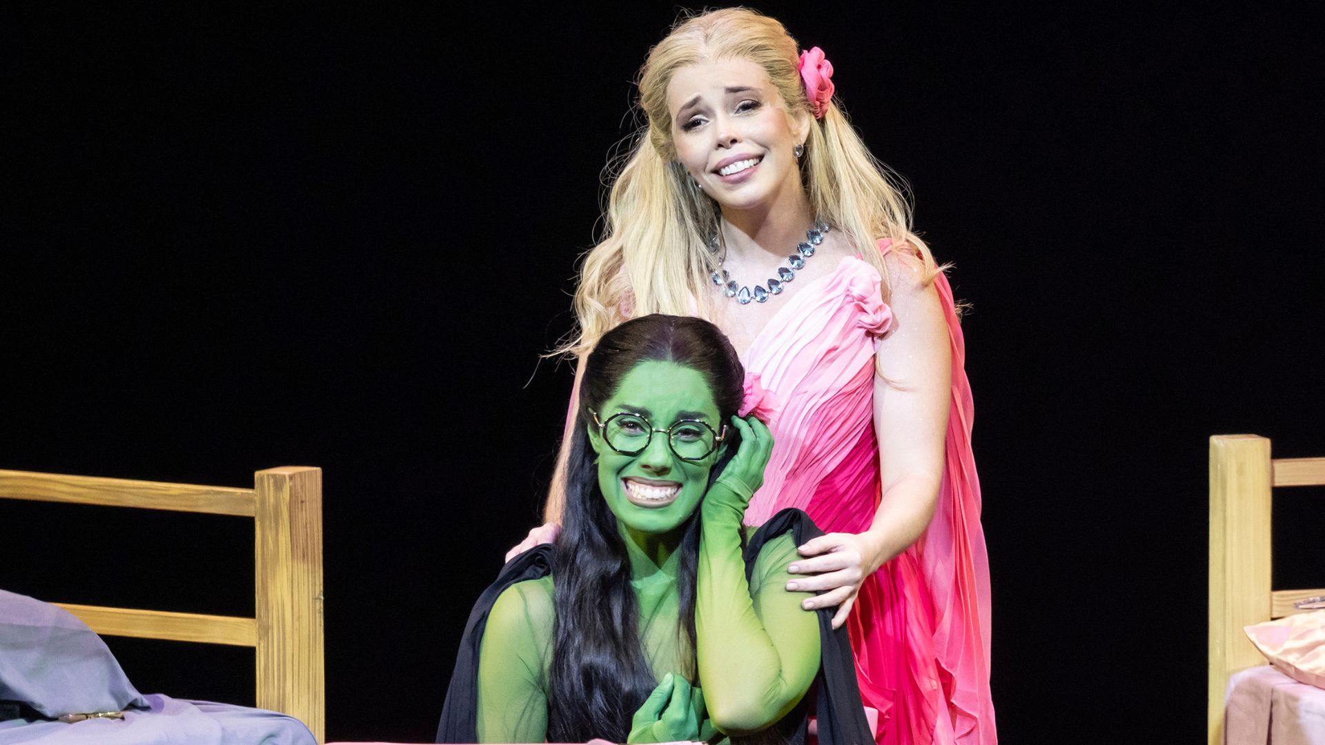 Nova temporada de 'Wicked' encanta com espetáculo musical vibrante e inesquecível (Divulgação/Foto: João Caldas Filho)