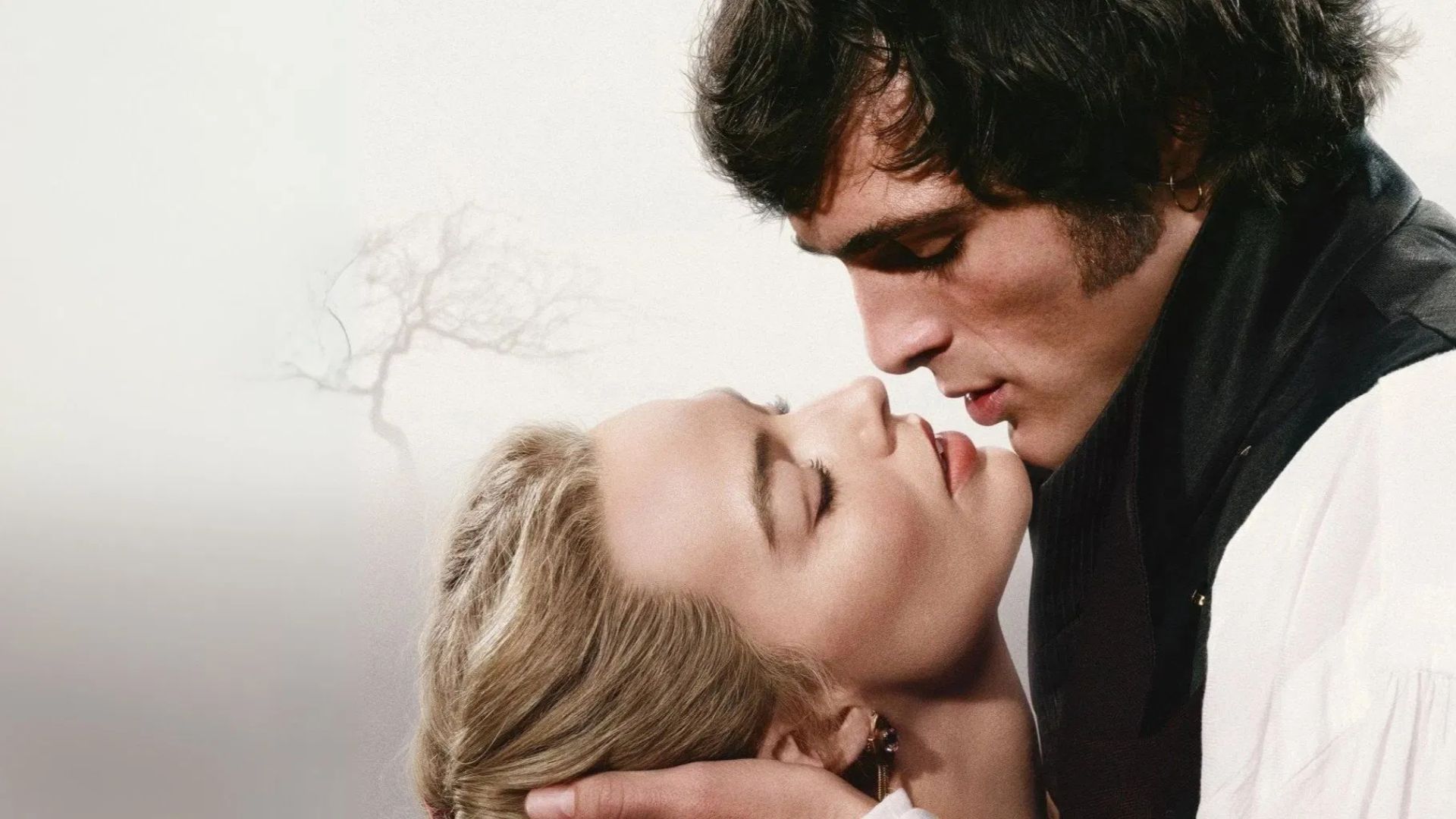 'O Morro dos Ventos Uivantes', com Margot Robbie e Jacob Elordi, ganha trailer sedutor