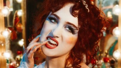 Chappell Roan lança o Midwest Princess Project para beneficiar comunidades LGBTQ+