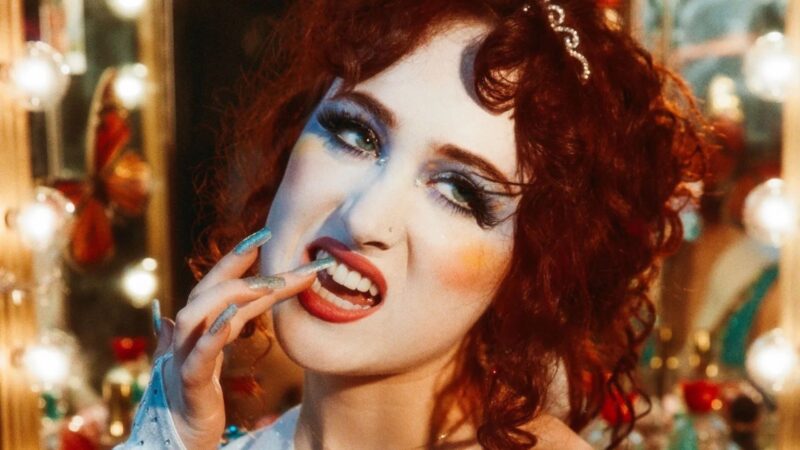 Chappell Roan lança o Midwest Princess Project para beneficiar comunidades LGBTQ+