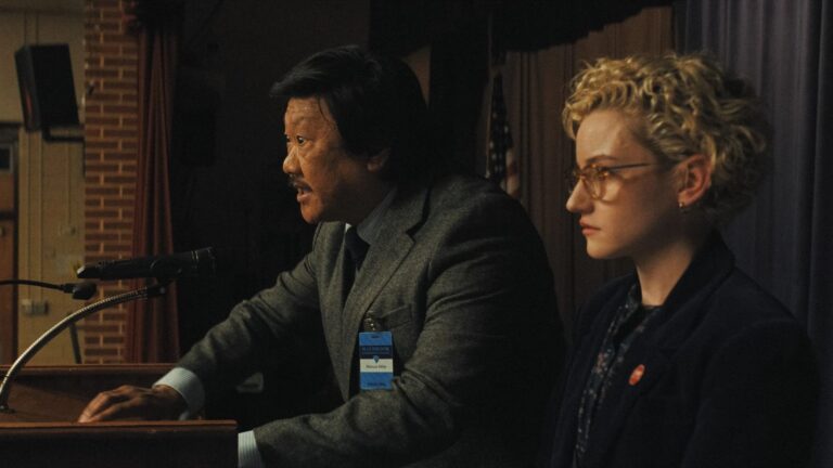 Onde assistir a ‘A Hora do Mal’, elogiado terror com Julia Garner?