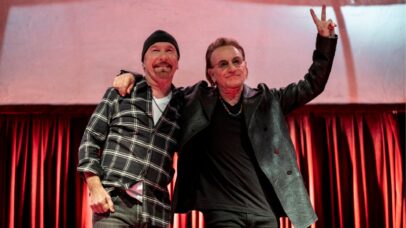 'Precisamos superar discussões e política' U2 recebe o prêmio Woody Guthrie__credito_Jay Blakesberg
