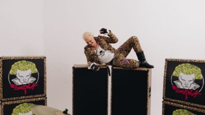 Supla mistura rock e IA no novo clipe de “Mamma’s Boy”