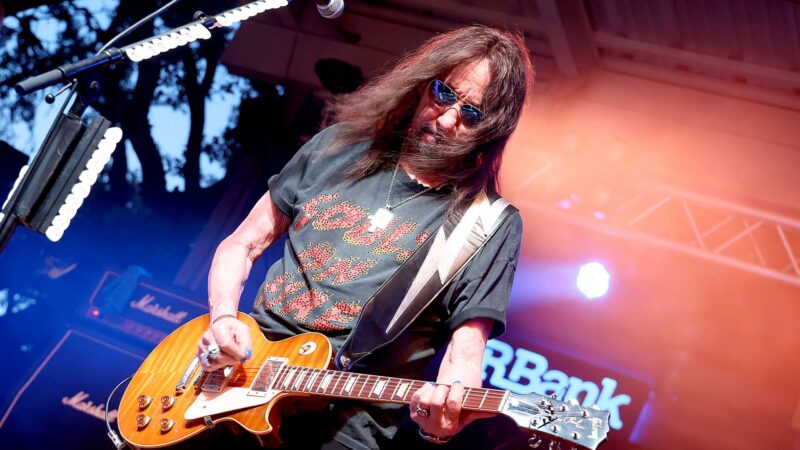 Ace Frehley, guitarrista original do Kiss, em 2023