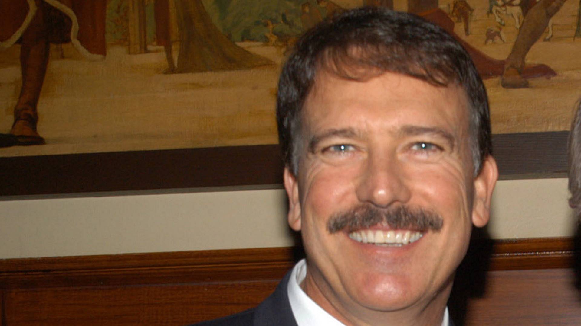 O ator Andrew Clarke em 2003 (Foto: Regis Martin / Getty Images)