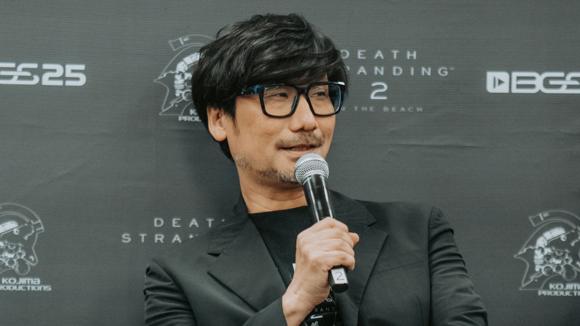 Hideo Kojima em coletiva de imprensa realizada na Brasil Game Show 2025 (Foto: Whido)