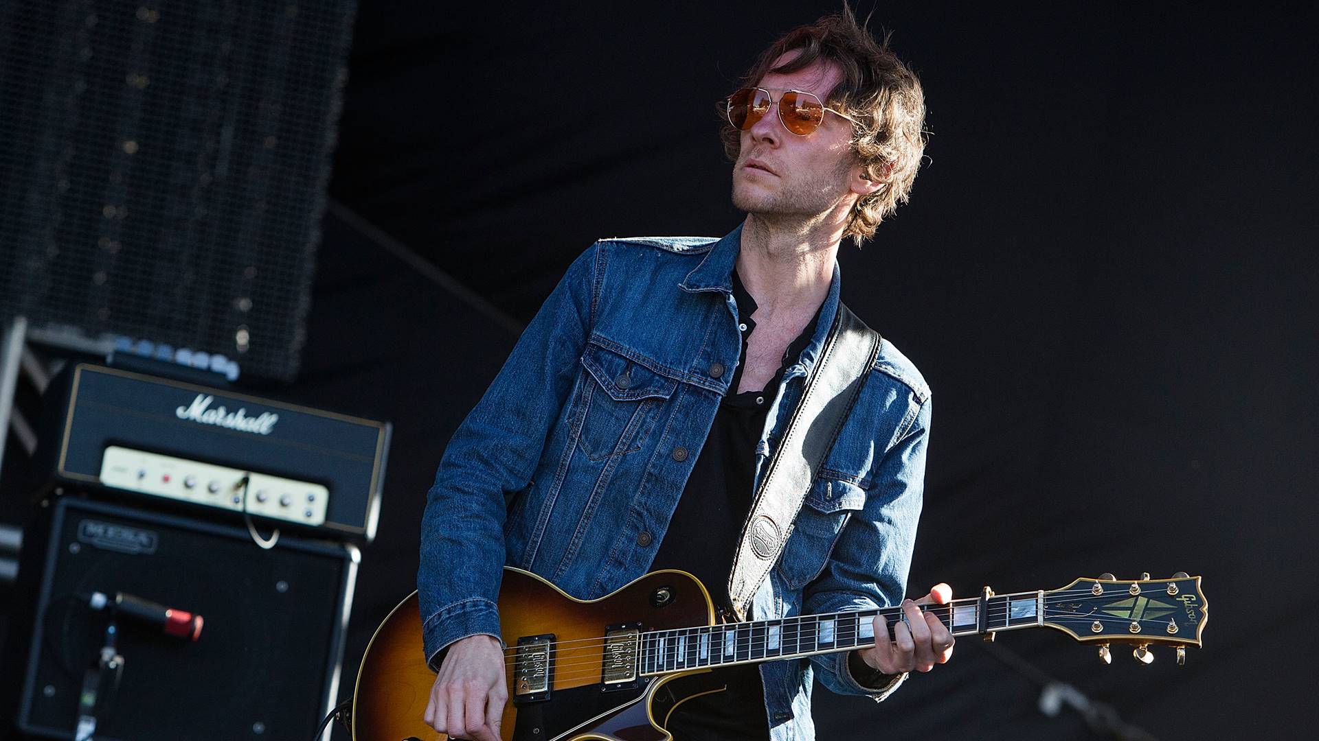 Mike Moore, guitarrista de Liam Gallagher (Oasis), em 2018