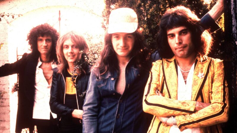 Queen (E-D): Brian May, Roger Taylor, John Deacon, Freddie Mercury