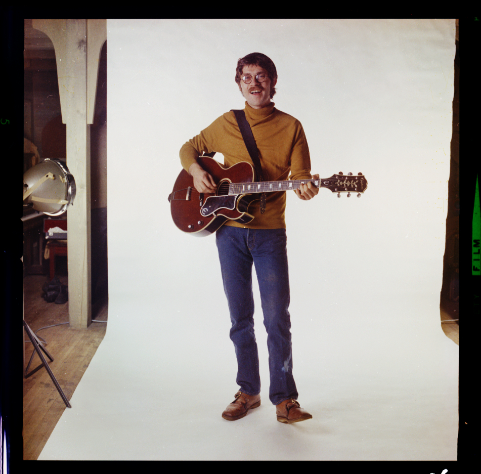 Robbie Robertson em 1969 em Saugerties, Nova York. (Foto: David Attie/Getty Images)