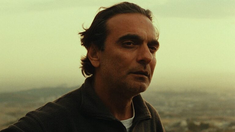 Homayoun Ershadi, ator de ‘Gosto de Cereja’, morre aos 78 anos