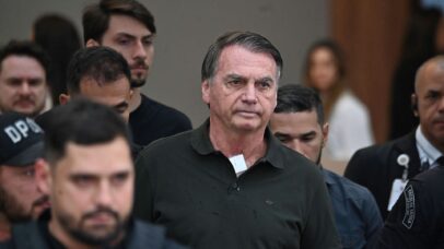 Jair Bolsonaro é preso preventivamente pela Polícia Federal