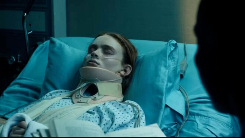 Max acorda do coma em 'Stranger Things' Irmãos Duffer explicam destino da personagem