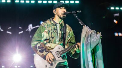 Mike Shinoda, do Linkin Park, durante show em São Paulo, 2025 (Foto: Gustavo Diakov @xchicanox)