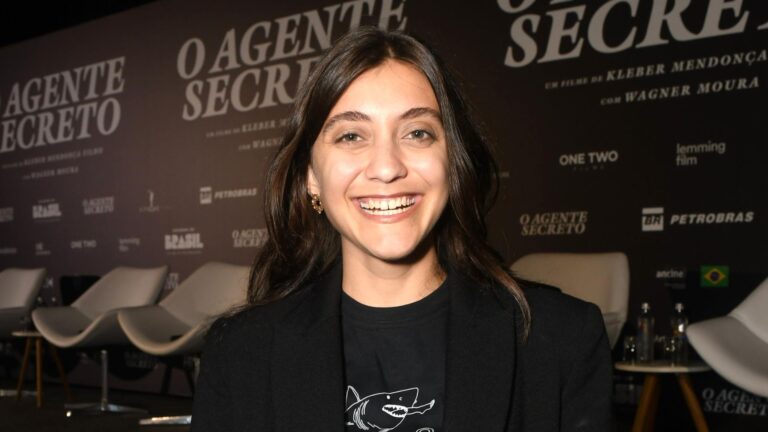 ‘O Agente Secreto’ não é mais o mesmo quando Isadora Ruppert entra em cena