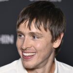 Os 4 melhores filmes da história para Harris Dickinson, o próximo ‘John Lennon’ do cinema