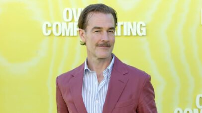 James Van Der Beek, que está lutando contra o câncer, na estreia da série 'Overcompensating'