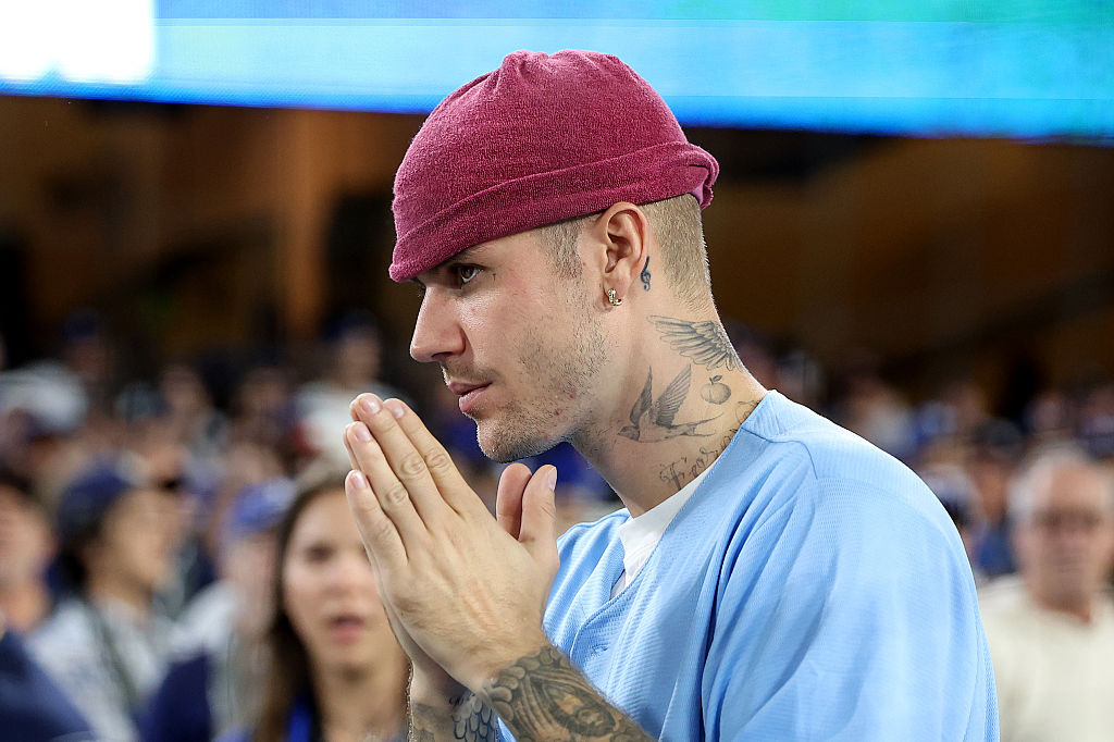 https://rollingstone.com.br/musica/justin-bieber-mostra-previa-de-novas-musicas-e-admite-se-sentir-vulneravel-em-transmissao-na-twitch/