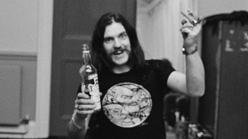 Lemmy Kilmister em 1982 (Foto: Fin Costello / Redferns via Getty Images)