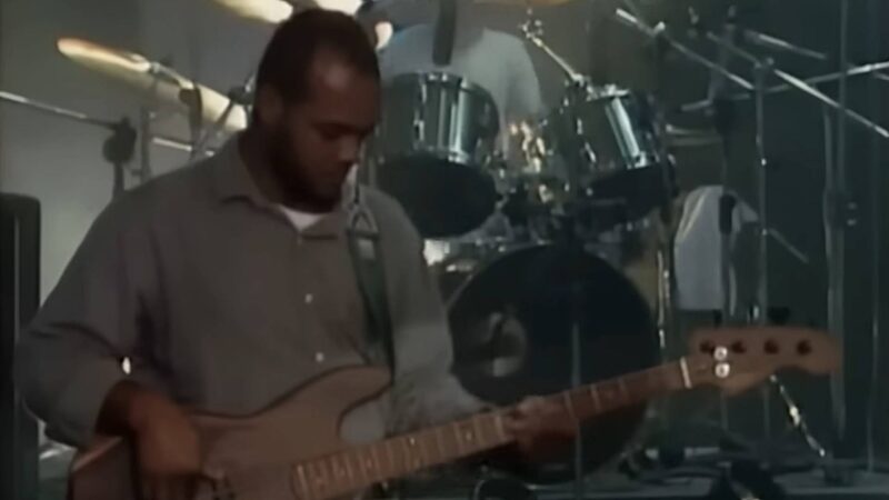 Renato Rocha, baixista da Legião Urbana (Foto: reprodução / YouTube)