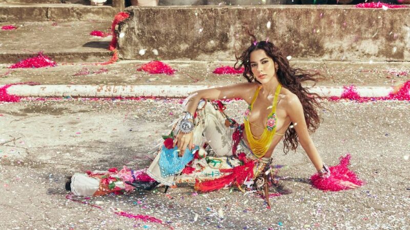 Marina Sena em novo EP 'Marinada'