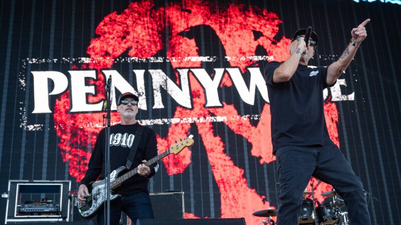 Pennywise ao vivo em 2025 (Foto: Scott Dudelson / Getty Images)