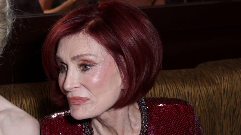 Sharon Osbourne em 2025 (Foto: Max Cisotti / Dave Benett / Getty Images for Rebecca Vallance)